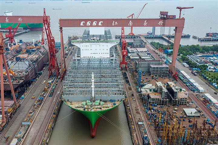 Thị phần đóng tàu của Trung Quốc giảm 20% trong bối cảnh lo ngại về phí cảng biển của USTR