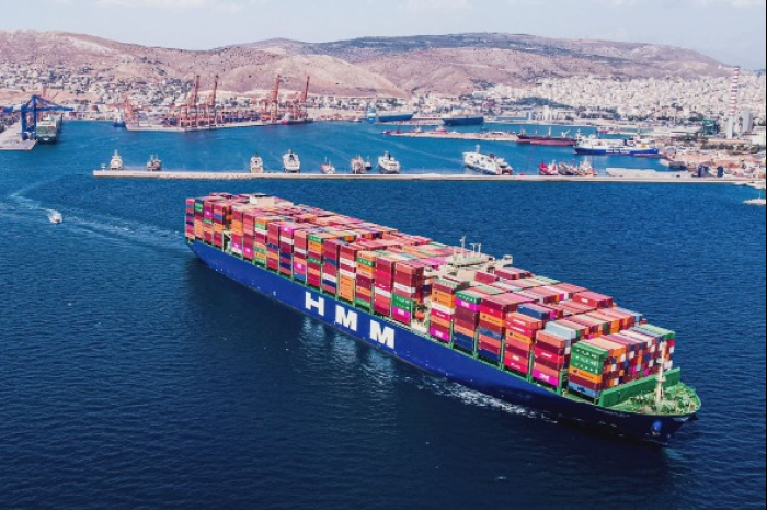 Giá Cước Xuyên Thái Bình Dương Tăng Vọt Trở Lại, Bất Chấp Rủi Ro Thuế Quan và Mùa Thấp Điểm